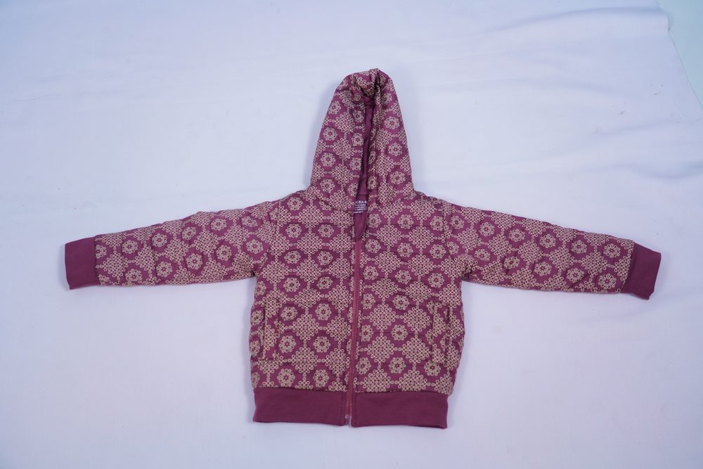 Berry-coloured hooded baby jacket